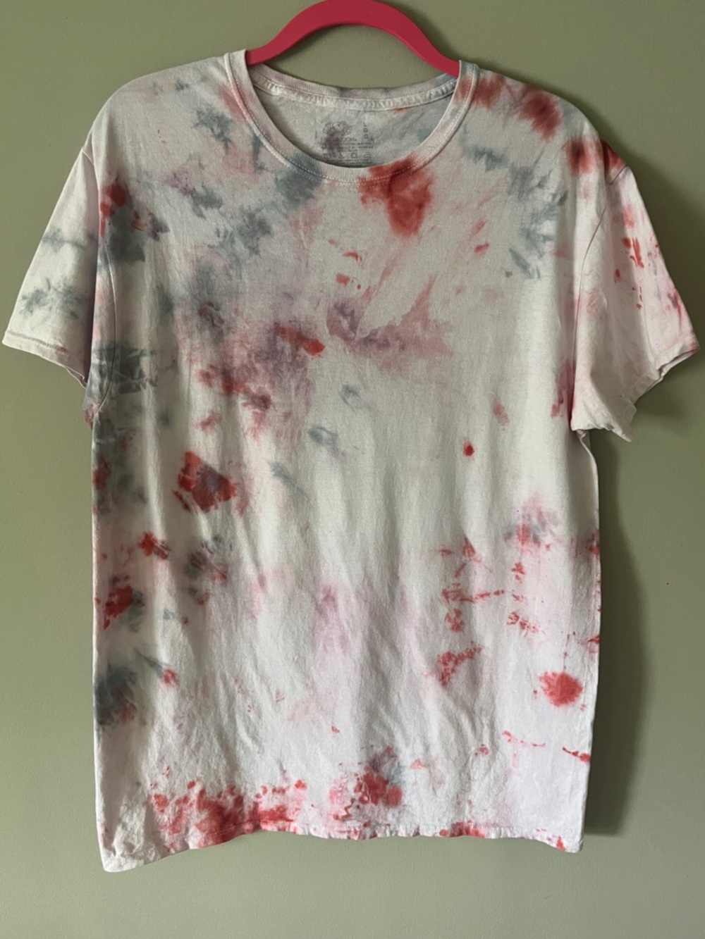 Men's White Short Sleeve Tie-Dye Tee with Red Accents